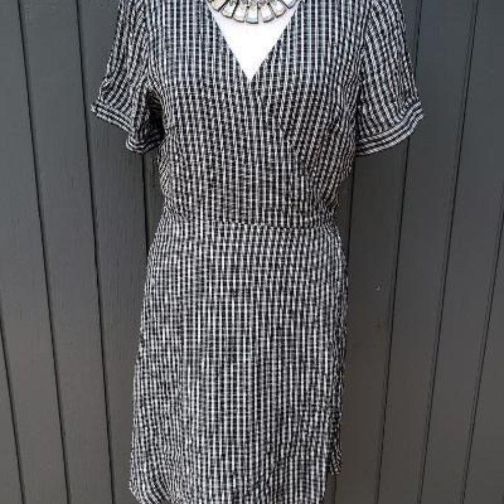 American Eagle - Green Checkered  Wrap Dress Large